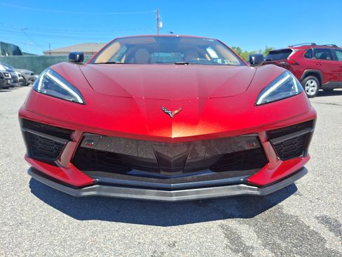 Used 2021 Chevrolet Corvette Stingray Premium Cpe w/ Z51 Performance Package RWD image 2