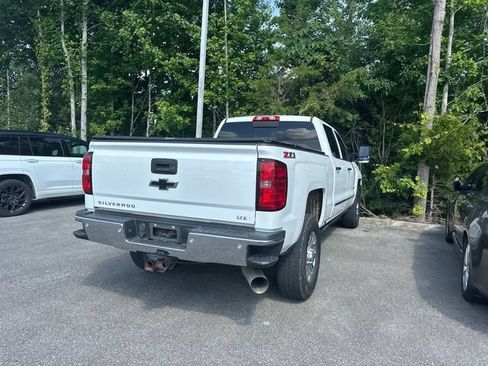 Used 2016 Chevrolet Silverado 2500 LTZ w/ Duramax Plus Package AWD/4WD image 6