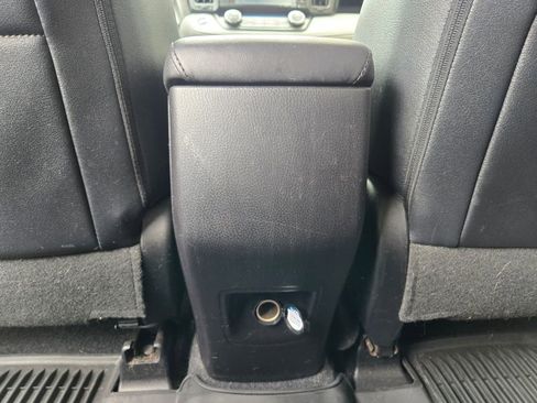 Used 2016 Toyota RAV4 Limited AWD/4WD image 33