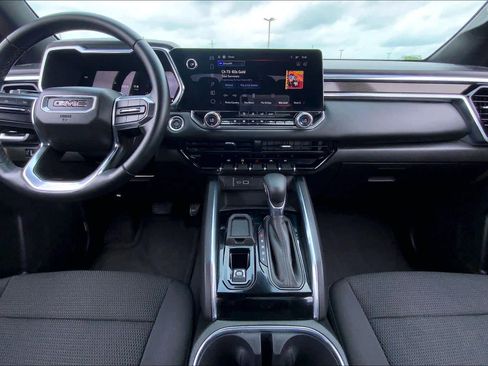 Used 2024 GMC Canyon Elevation w/ Convenience Package image 15