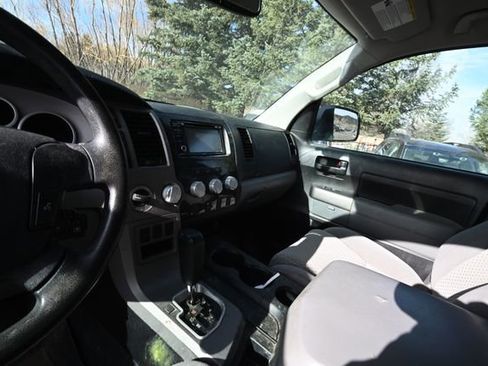 Used 2013 Toyota Tundra 4x4 Double Cab w/ TRD Off-Road Pkg image 7