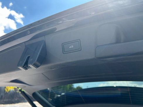 Used 2026 Volkswagen Atlas SE FWD image 20