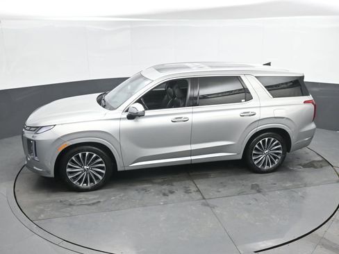 Used 2024 Hyundai Palisade Calligraphy image 43