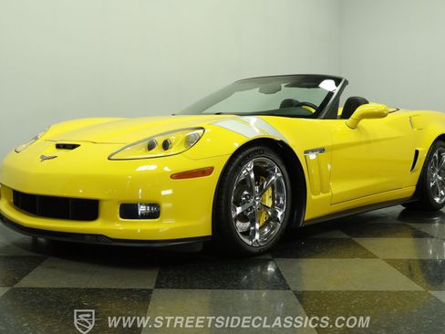 Used 2012 Chevrolet Corvette Grand Sport w/ 2LT Preferred Equipment Group RWD image 21
