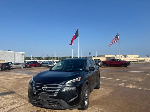 Certified 2024 Nissan Rogue S AWD/4WD image 7