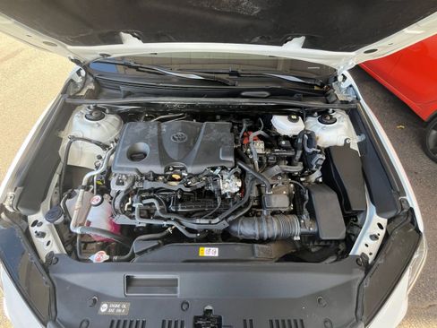 Used 2025 Toyota Camry LE image 31