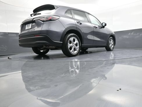 Used 2023 Honda HR-V LX image 28