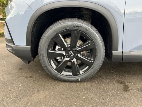 New 2025 Honda Pilot Black Edition image 31