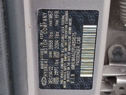 Used 2023 Hyundai Elantra SEL image 27