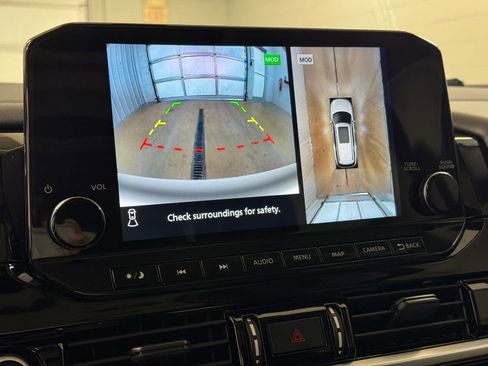 Used 2023 Nissan Pathfinder Platinum w/ Cargo Package image 43