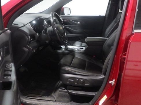Used 2022 Chevrolet Traverse High Country w/ LPO, Floor Liner Package image 8