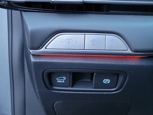 Certified 2026 Genesis GV80 2.5T AWD/4WD image 16