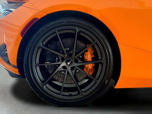 New 2026 McLaren 750S image 35