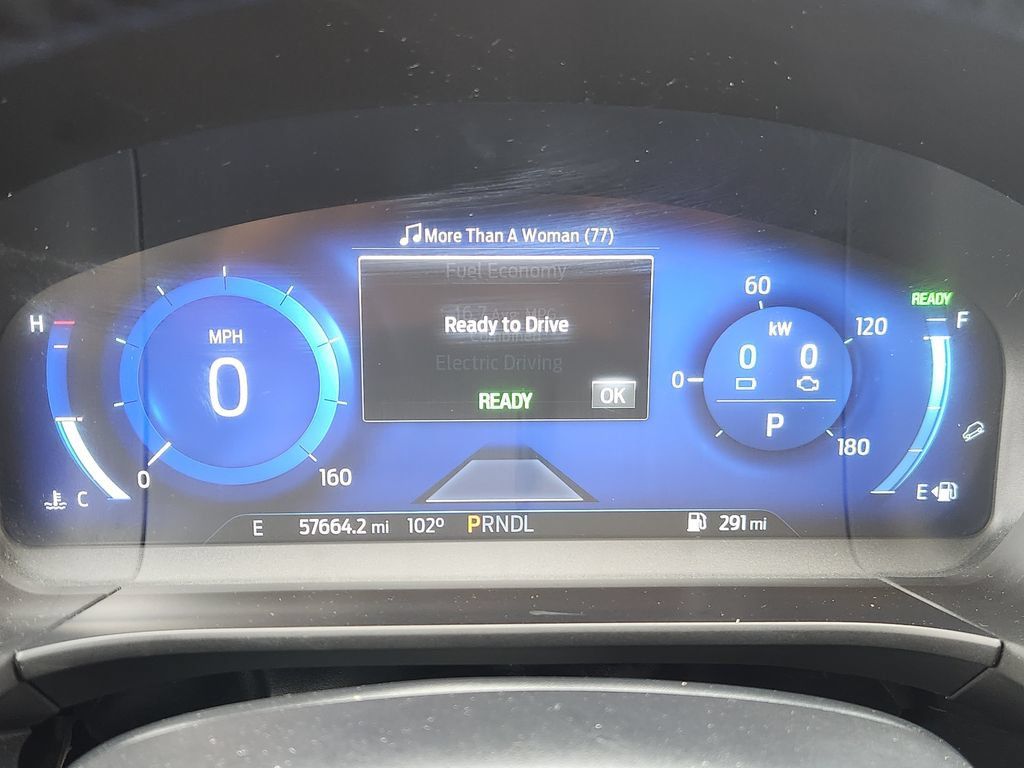 Used 2020 Ford Escape Titanium FWD image 15
