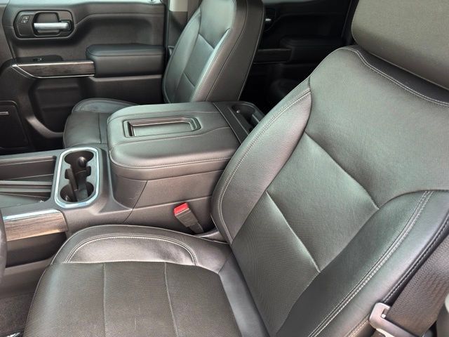 Used 2020 Chevrolet Silverado 1500 LTZ w/ LTZ Plus Package AWD/4WD image 6