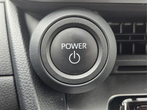 Used 2024 Toyota Prius LE FWD image 27