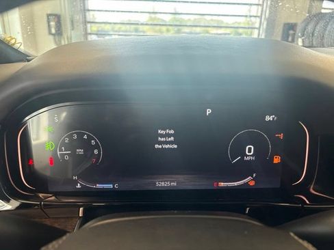 Used 2022 Jeep Grand Wagoneer Series II w/ Premium Group II AWD/4WD image 42
