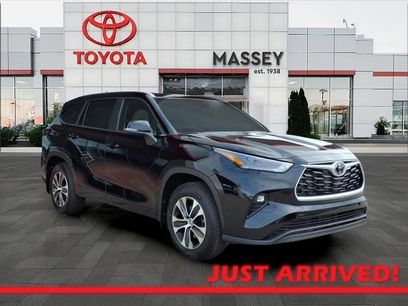 New 2025 Toyota Highlander XLE