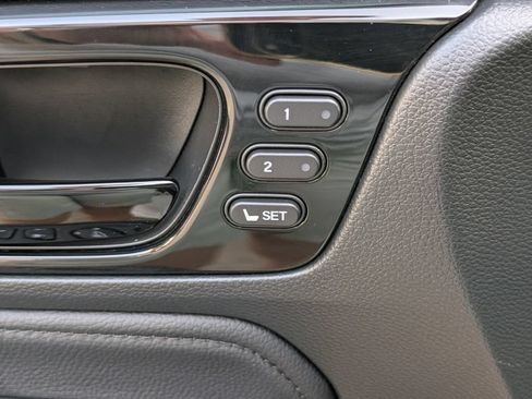 Used 2021 Honda Odyssey Touring image 17