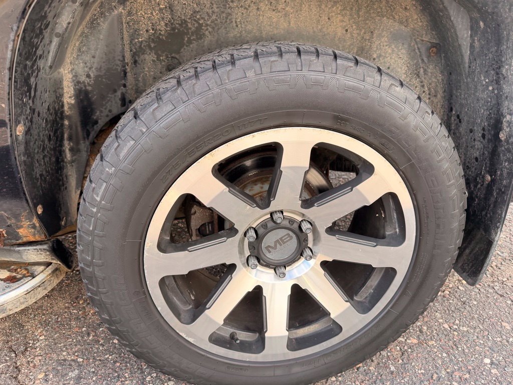 Used 2011 GMC Yukon XL Denali AWD/4WD image 18