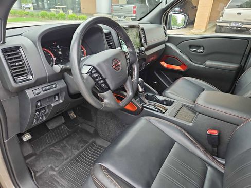 Used 2023 Nissan Frontier PRO-4X w/ Pro-4X Premium Package AWD/4WD image 10