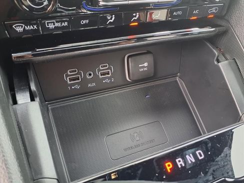 New 2025 Jeep Grand Cherokee Laredo w/ Luxury Tech Group I image 8