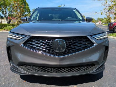 Certified 2025 Acura MDX FWD w/ Technology Package image 9