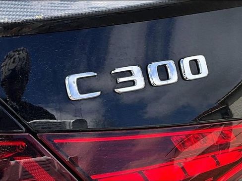 Used 2022 Mercedes-Benz C 300 Sedan image 21