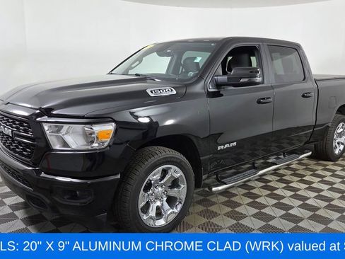 Used 2023 RAM 1500 Big Horn AWD/4WD image 3