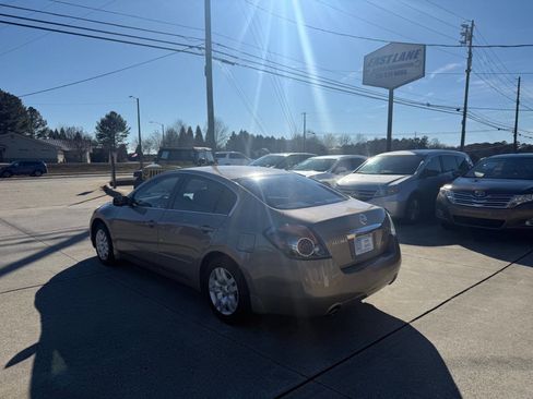 Used 2011 Nissan Altima 2.5 S image 5