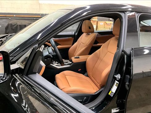 Used 2024 BMW i4 eDrive40 w/ M Sport Package RWD image 27
