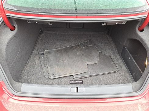 Used 2013 Volkswagen CC Sport image 24