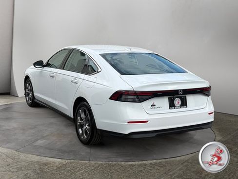 Used 2024 Honda Accord EX image 5