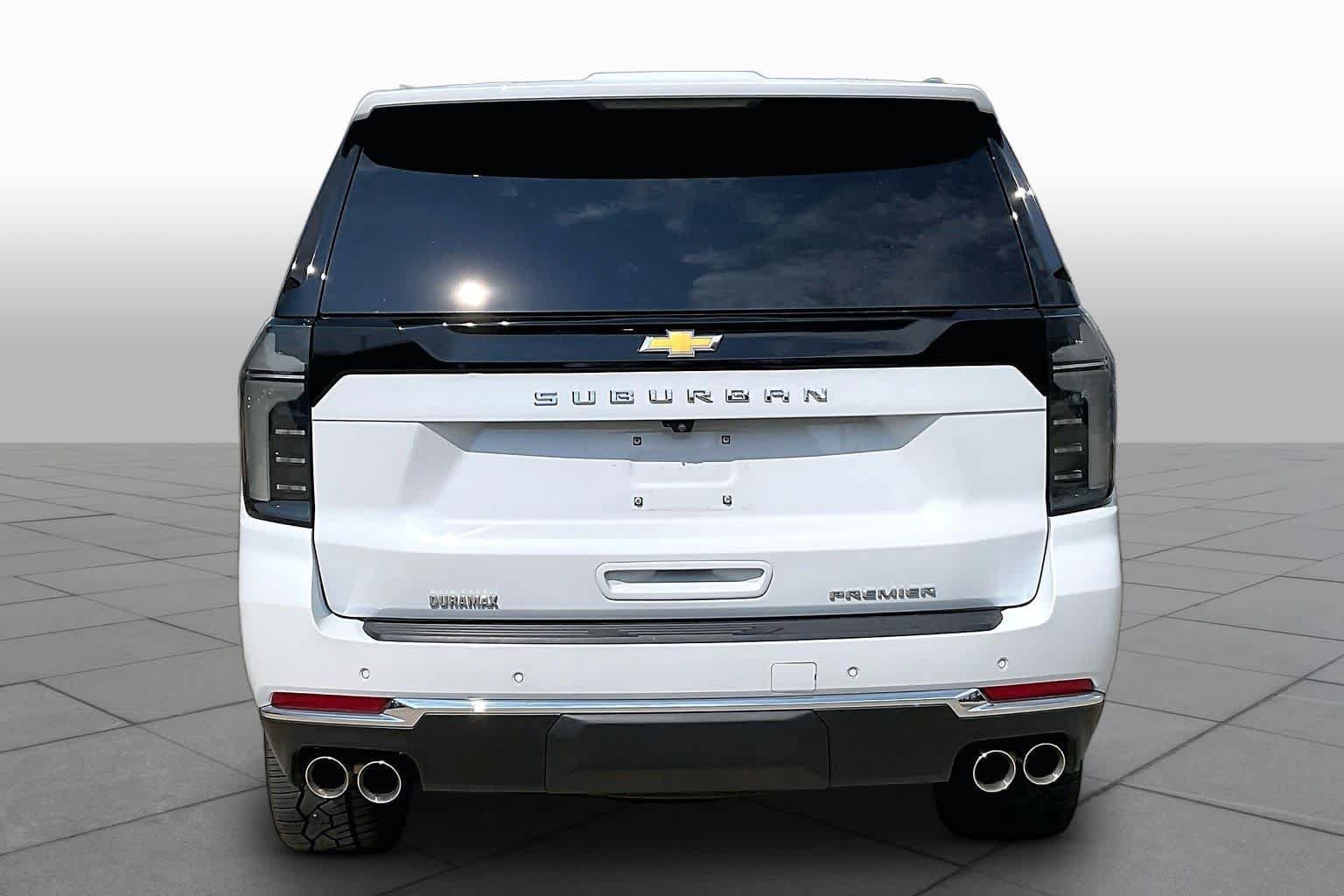 Used 2026 Chevrolet Suburban Premier w/ Sun And Tow Package RWD image 5