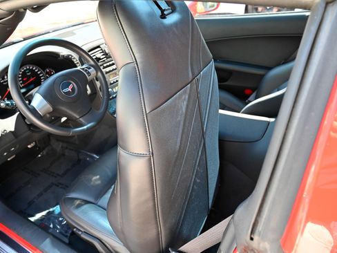 Used 2011 Chevrolet Corvette Grand Sport w/ Roof Package RWD image 24