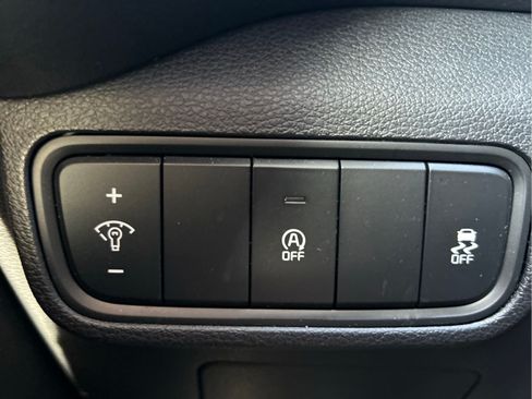 Used 2020 Kia Soul LX FWD image 25