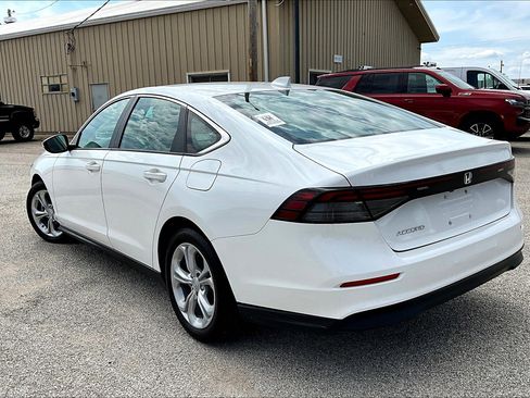 Used 2024 Honda Accord LX image 5