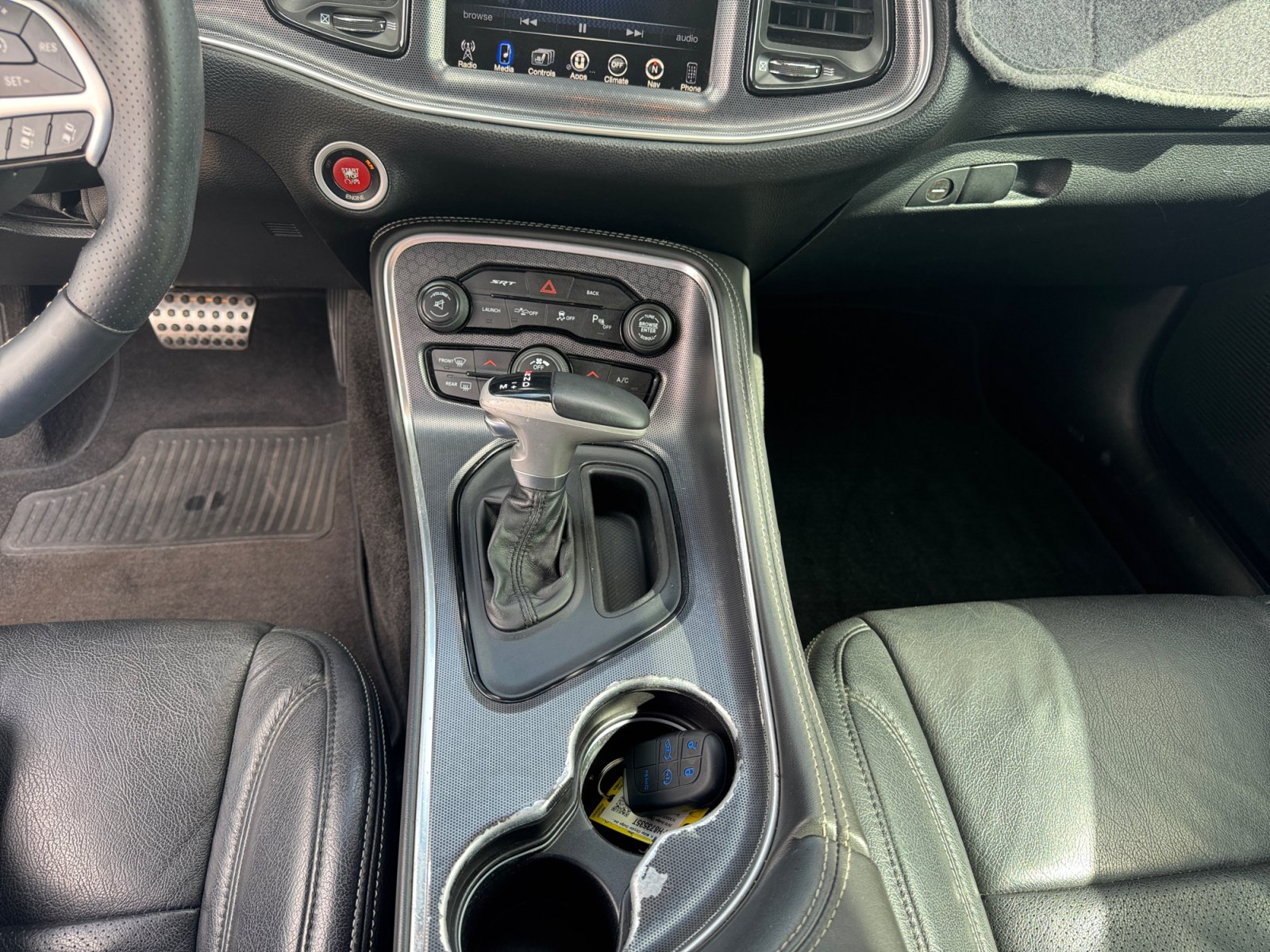 Used 2015 Dodge Challenger SRT w/ Technology Group RWD image 18