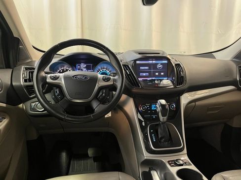 Used 2013 Ford Escape SEL image 18