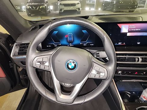 Used 2023 BMW i4 eDrive40 w/ Premium Package RWD image 4