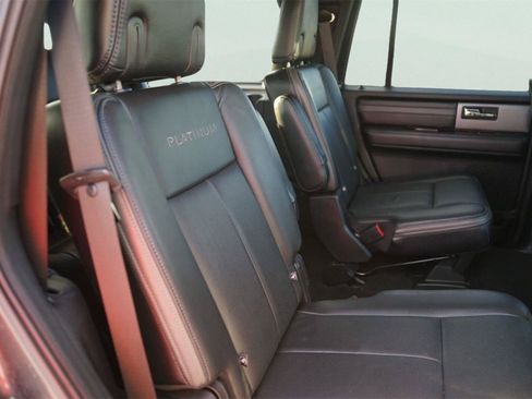 Used 2017 Ford Expedition Platinum RWD image 19