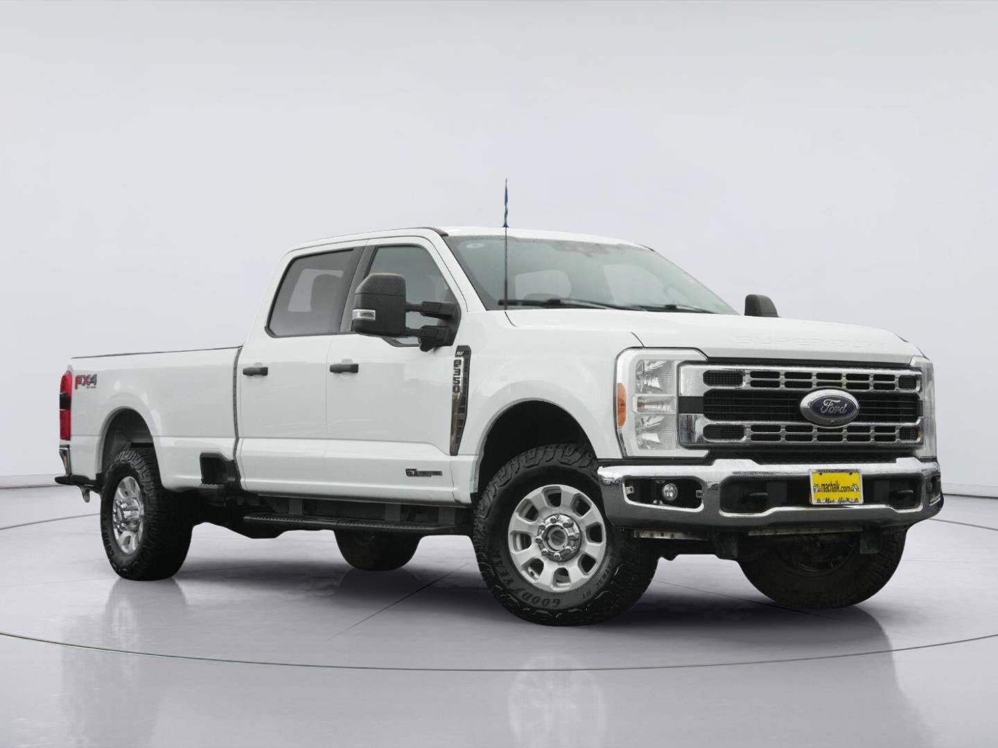 Used 2023 Ford F350 XLT w/ 360-Degree Camera Package AWD/4WD image 2