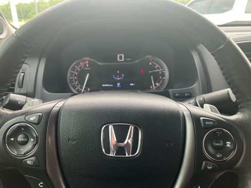 Used 2023 Honda Ridgeline RTL-E image 16