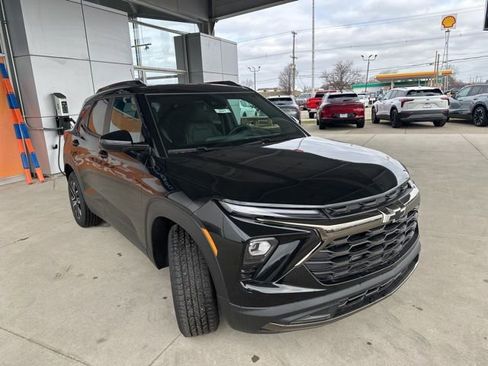 New 2026 Chevrolet TrailBlazer ACTIV w/ Convenience Package FWD image 3