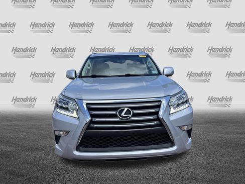 Used 2016 Lexus GX 460 w/ Navigation Package AWD/4WD image 3
