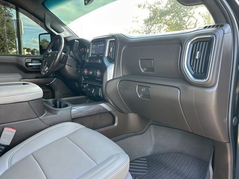 Used 2022 Chevrolet Silverado 2500 LTZ image 52