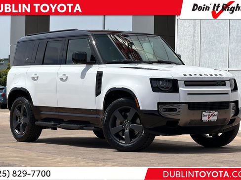 Used 2021 Land Rover Defender 110 X-Dynamic HSE AWD/4WD image 1