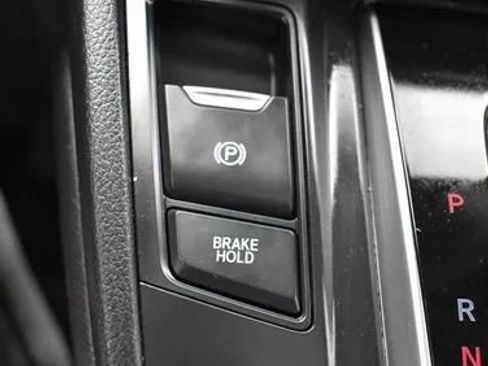 Used 2020 Honda CR-V Touring image 36