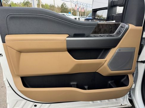 New 2025 Ford F350 Lariat w/ Lariat Ultimate Package image 29