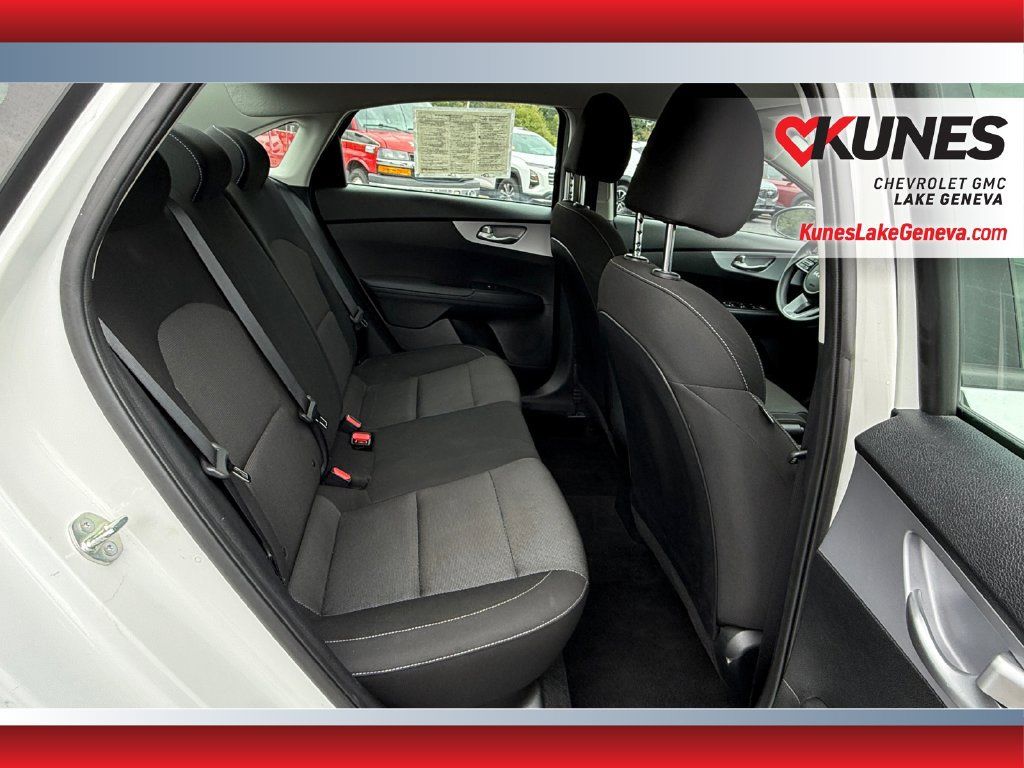 Used 2024 Kia Forte LXS FWD image 33